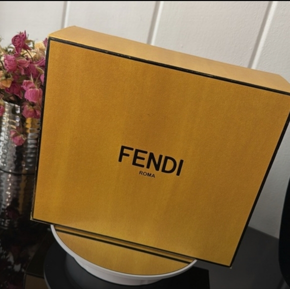 Fendi Wool Gray Checkered Scarf/ EUC - Picture 6 of 7